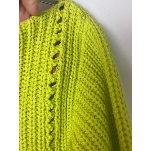 ASTR The Label Sepulveda Ribbed Cut-Out Turtleneck Sweater Size S Neon Green - Picture 2 of 7